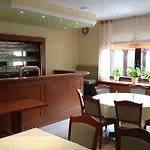Balland's & Restaurant 호텔 3*