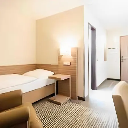 Hotell Balland's & Restaurant Lindwedel
