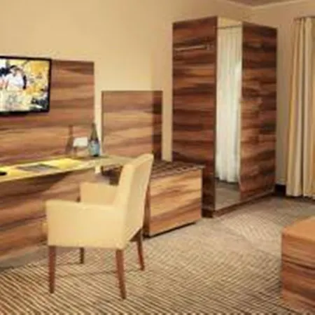 Balland's & Restaurant Hotell 3*