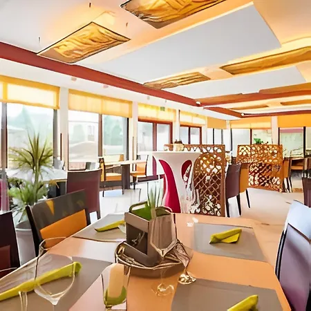 Balland's & Restaurant Hotel 3*