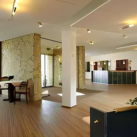 Hotell Balland's & Restaurant Lindwedel